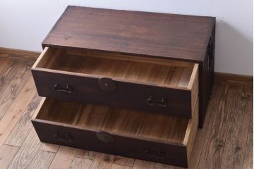 アンティーク家具　古民具・骨董　銅金具!総桐材の衣装箪笥ローボード(時代箪笥、桐箪笥、桐たんす)