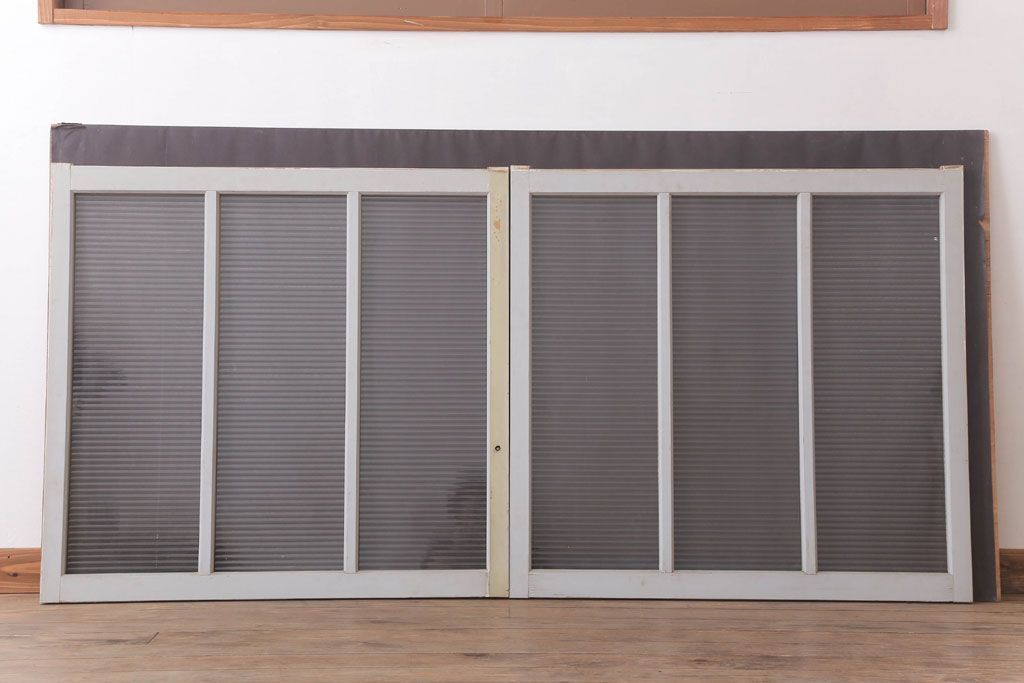 昭和レトロ　モールガラス入りの引き戸2枚セット(窓)