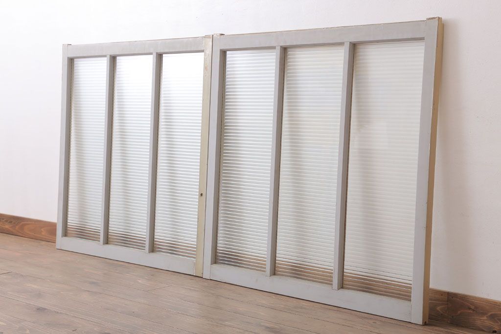 昭和レトロ　モールガラス入りの引き戸2枚セット(窓)