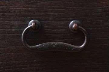 アンティーク家具　古民具・骨董　銅金具!総桐材の衣装箪笥ローボード(時代箪笥、桐箪笥、桐たんす)(2)