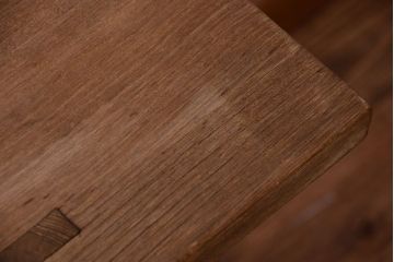 アンティーク家具　アンティーク　古い木味のシンプルな木製ベンチ