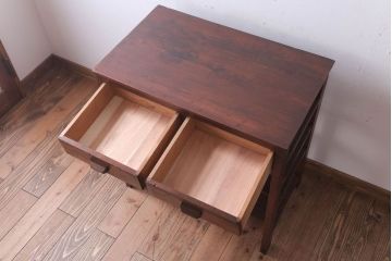 レトロ家具　昭和レトロ　棚・引き出し付き!古い木製の平机(デスク・作業台)