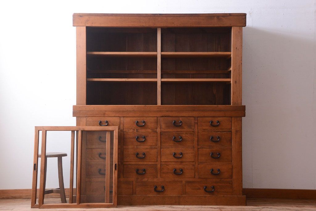 アンティーク家具　古民具・骨董　明治〜大正期　古い木味の五尺関西水屋箪笥(収納棚)