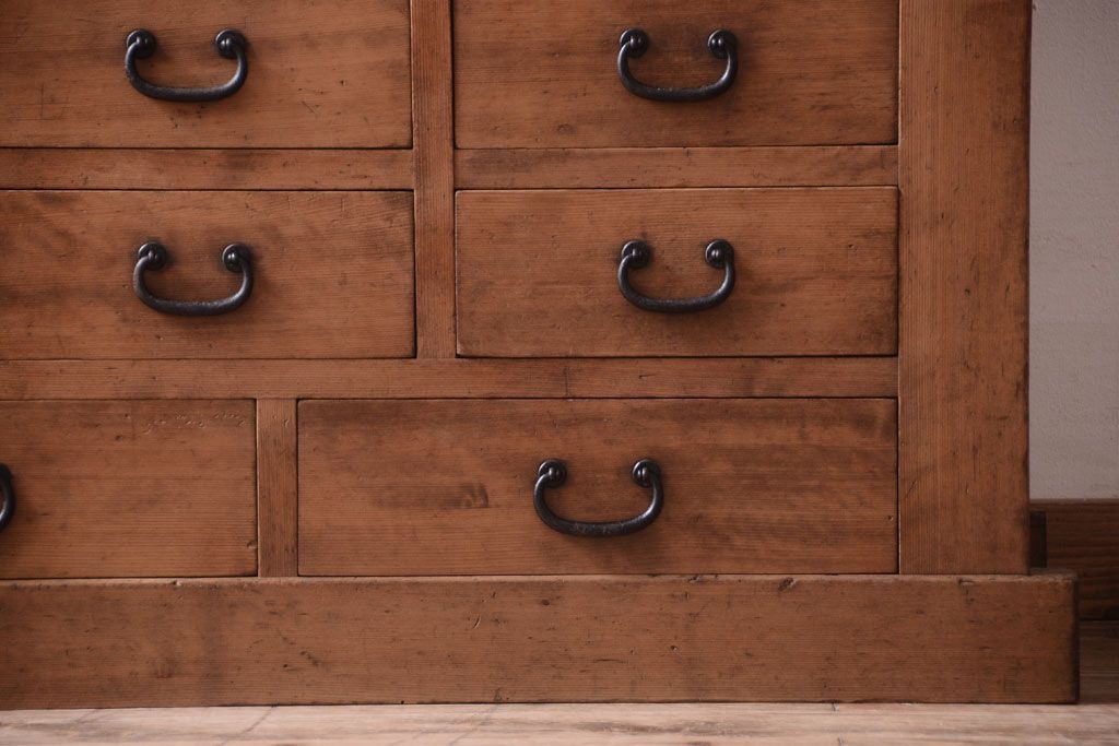 アンティーク家具　古民具・骨董　明治〜大正期　古い木味の五尺関西水屋箪笥(収納棚)