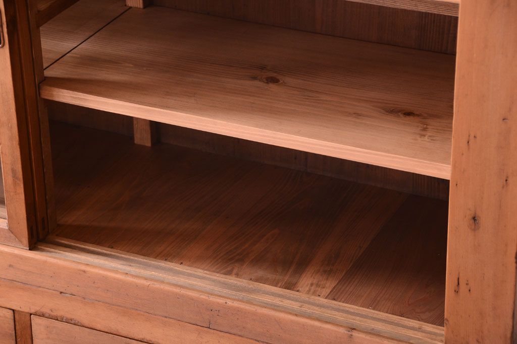 アンティーク家具　古民具・骨董　明治〜大正期　古い木味の五尺関西水屋箪笥(収納棚)