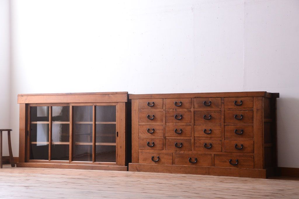 アンティーク家具　古民具・骨董　明治〜大正期　古い木味の五尺関西水屋箪笥(収納棚)