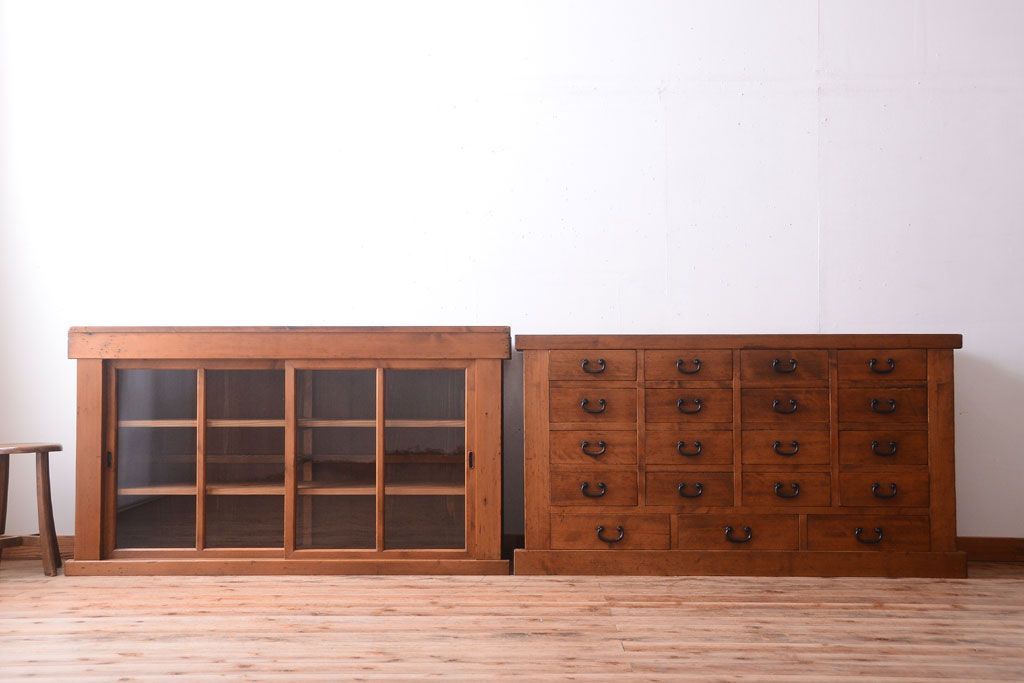 アンティーク家具　古民具・骨董　明治〜大正期　古い木味の五尺関西水屋箪笥(収納棚)