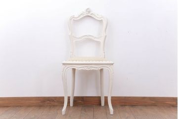 アンティーク家具　フランスアンティーク　優雅なデザインのリペイントチェア(1)