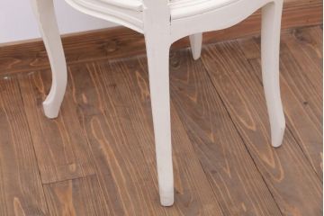 アンティーク家具　フランスアンティーク　優雅なデザインのリペイントチェア(1)