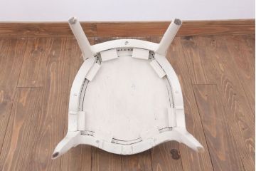 アンティーク家具　フランスアンティーク　優雅なデザインのリペイントチェア(1)