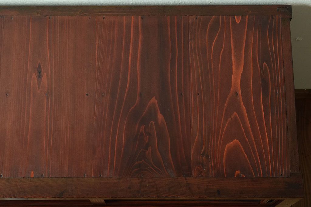 アンティーク家具　 和製アンティーク　モールガラス引き戸の脚付きサイドボード(収納棚)(3)