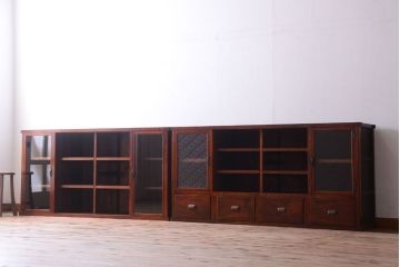 アンティーク家具　和製アンティーク　ダイヤガラス入り!前面欅材の大きな重ね収納棚