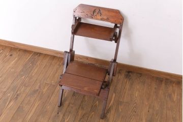 アンティーク家具　和製アンティーク　古い木製の子供用リーディングデスク