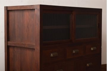 アンティーク家具　 和製アンティーク　モールガラス戸!引き出し5杯の脚付きサイドボード(収納棚)