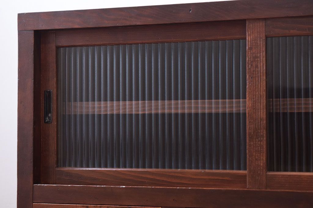 アンティーク家具　 和製アンティーク　モールガラス戸!引き出し5杯の脚付きサイドボード(収納棚)