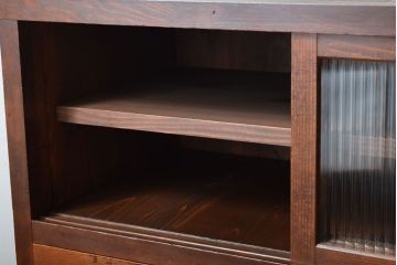 アンティーク家具　 和製アンティーク　モールガラス戸!引き出し5杯の脚付きサイドボード(収納棚)