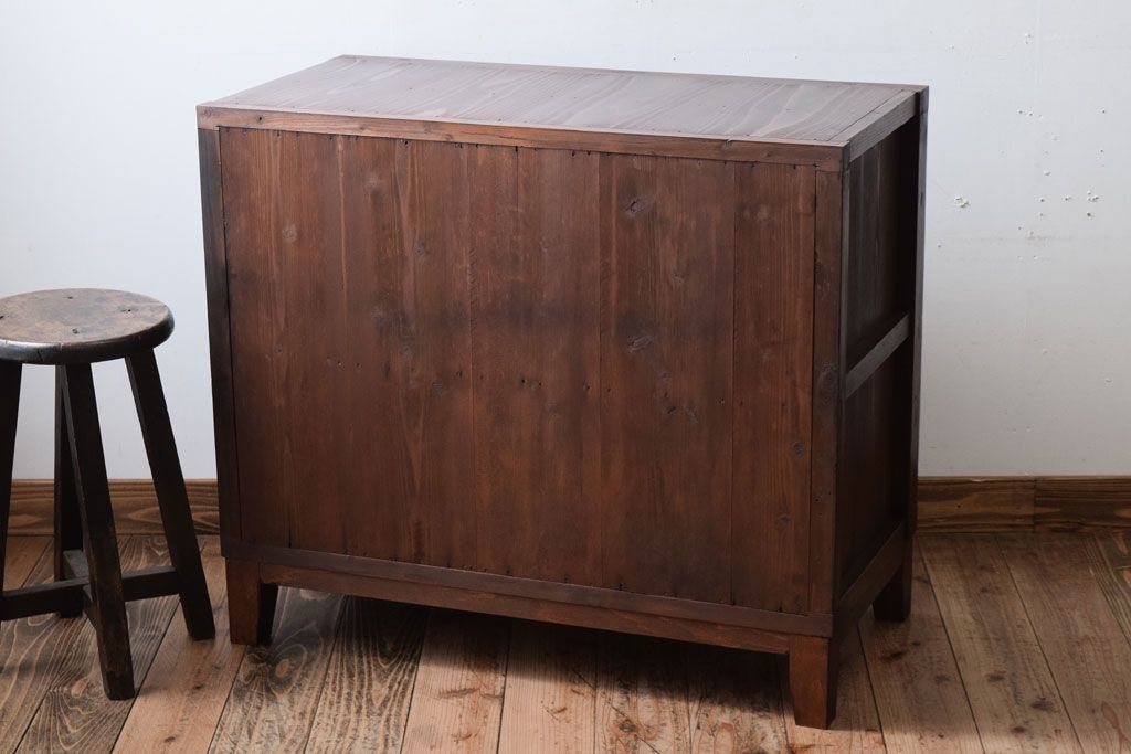 アンティーク家具　 和製アンティーク　モールガラス戸!引き出し5杯の脚付きサイドボード(収納棚)