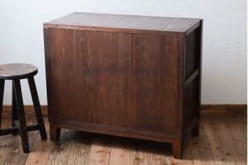 アンティーク家具　 和製アンティーク　モールガラス戸!引き出し5杯の脚付きサイドボード(収納棚)