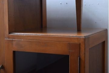 レトロ家具　昭和レトロ　飾り台付き!シンプルデザインの古い本箱(ブックケース)