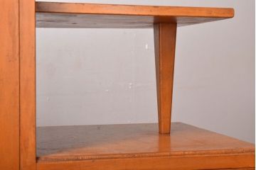 レトロ家具　昭和レトロ　飾り台付き!シンプルデザインの古い本箱(ブックケース)