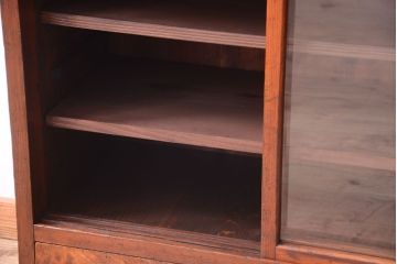 アンティーク家具　和製アンティーク　引き出し付き!古い木のガラス戸棚(収納棚)