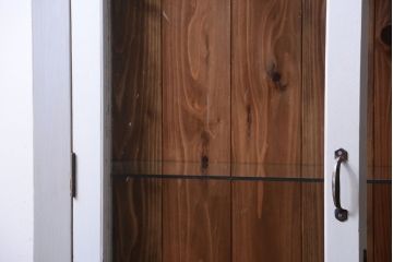 アンティーク家具　ペイント　アンティークケビントガラスケース(収納棚、キャビネット)