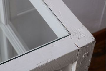 アンティーク家具　ペイント　シンプルでおしゃれなアンティークガラスケース(ショーケース)