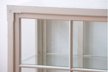 アンティーク家具　ペイント　シンプルでおしゃれなアンティークガラスケース(ショーケース)
