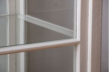 アンティーク家具　ペイント　シンプルでおしゃれなアンティークガラスケース(ショーケース)