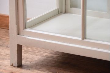 アンティーク家具　ペイント　シンプルでおしゃれなアンティークガラスケース(ショーケース)