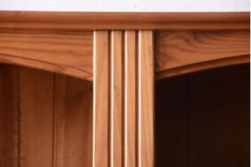 ヴィンテージ家具　イギリスビンテージ　上品なシェルフ(本棚)