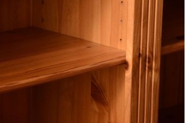 ヴィンテージ家具　イギリスビンテージ　上品なシェルフ(本棚)