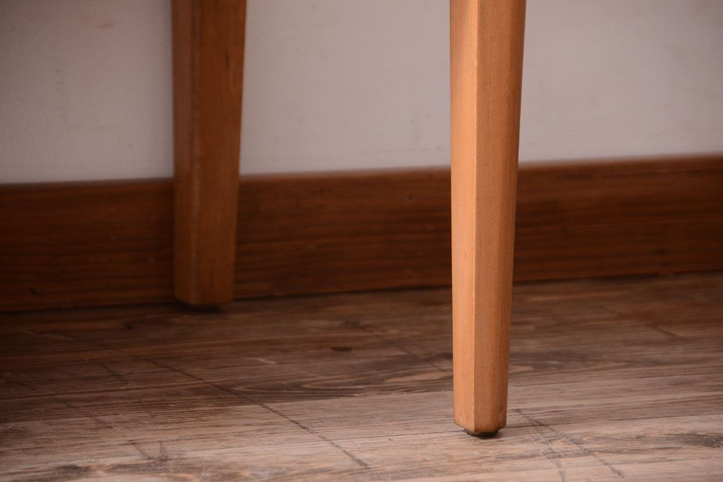 北欧家具　GORDON RUSSELL(ゴードンラッセル)　シンプルでおしゃれなサイドボード