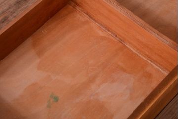 北欧家具　GORDON RUSSELL(ゴードンラッセル)　シンプルでおしゃれなサイドボード