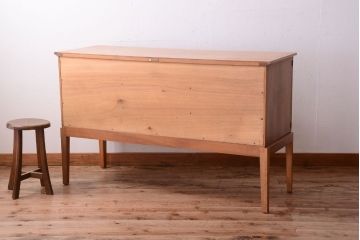 北欧家具　GORDON RUSSELL(ゴードンラッセル)　シンプルでおしゃれなサイドボード