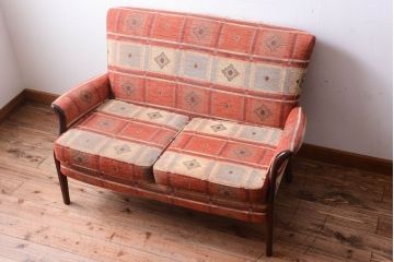 ヴィンテージ家具　イギリスビンテージ　Parker Knoll(パーカーノール)　おしゃれなラブソファ(2人掛けソファ)