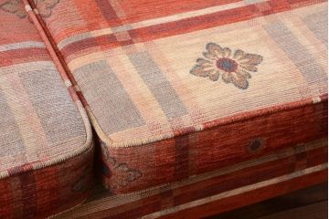 ヴィンテージ家具　イギリスビンテージ　Parker Knoll(パーカーノール)　おしゃれなラブソファ(2人掛けソファ)