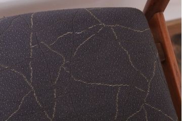 ヴィンテージ家具　北欧ビンテージ　チーク材のシンプルなダイニングチェア(1)