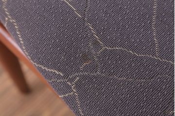 ヴィンテージ家具　北欧ビンテージ　チーク材のシンプルなダイニングチェア(1)