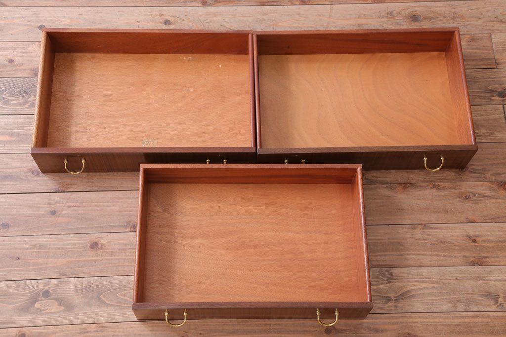 ヴィンテージ家具　北欧ビンテージ　G-PLAN　BBシリーズ　チェスト