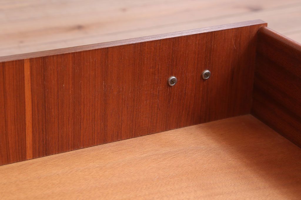 ヴィンテージ家具　北欧ビンテージ　G-PLAN　BBシリーズ　チェスト