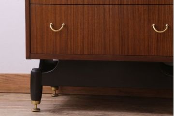 ヴィンテージ家具　北欧ビンテージ　G-PLAN　BBシリーズ　チェスト