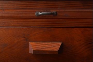 レトロ家具　昭和レトロ　小さなサイドキャビネット(サイドテーブル)(2)