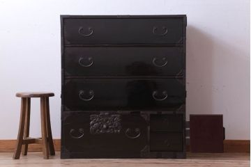 アンティーク家具　古民具・骨董　明治〜大正　前面黒漆のアンティーク庄内箪笥