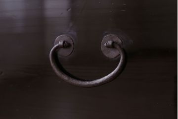 アンティーク家具　古民具・骨董　明治〜大正　前面黒漆のアンティーク庄内箪笥