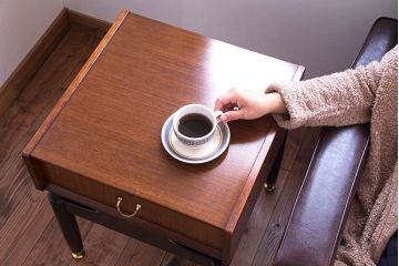 ヴィンテージ家具　北欧ビンテージ　G-PLAN　BBシリーズ　サイドテーブル