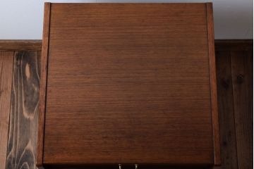 ヴィンテージ家具　北欧ビンテージ　G-PLAN　BBシリーズ　サイドテーブル