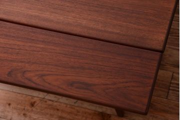 ヴィンテージ家具　北欧ビンテージ　チーク材のセンターテーブル(エクステンションテーブル)