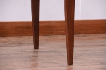 ヴィンテージ家具　北欧ビンテージ　チーク材のセンターテーブル(エクステンションテーブル)