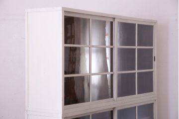 アンティーク家具　アンティークペイント　古い木の重ね戸棚(収納棚)